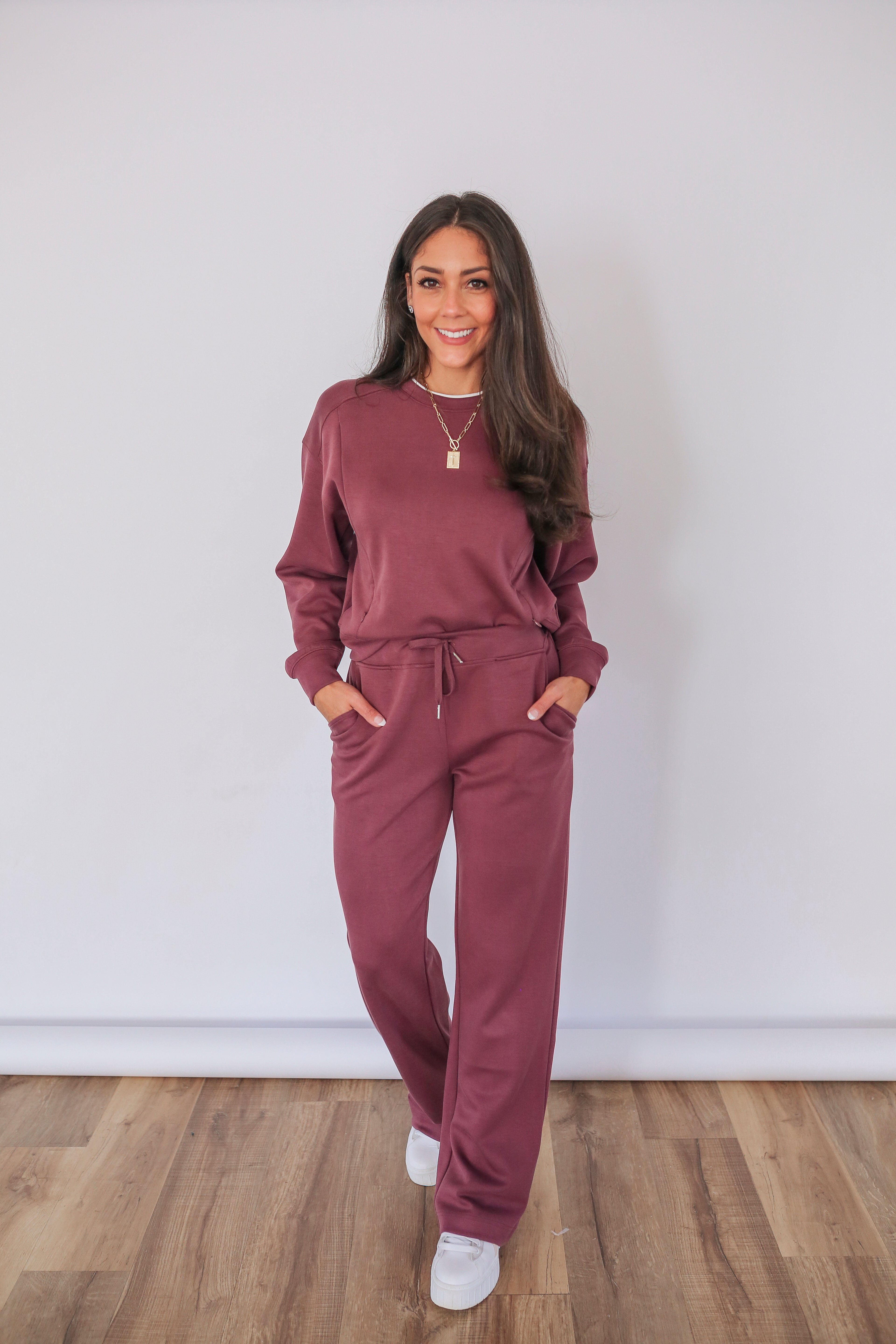 Luxe Nursing Lounge Crewneck | Movemama