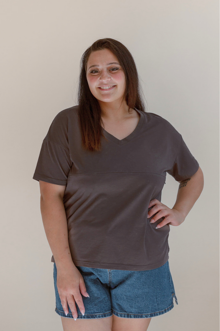 V-Neck Full Zip Breastfeeding Tee