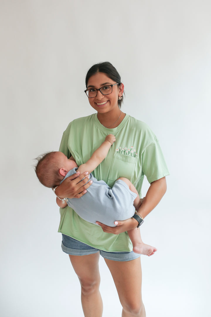 FINAL SALE Relaxed Fit Zip Breastfeeding Tee - Special USA Edition
