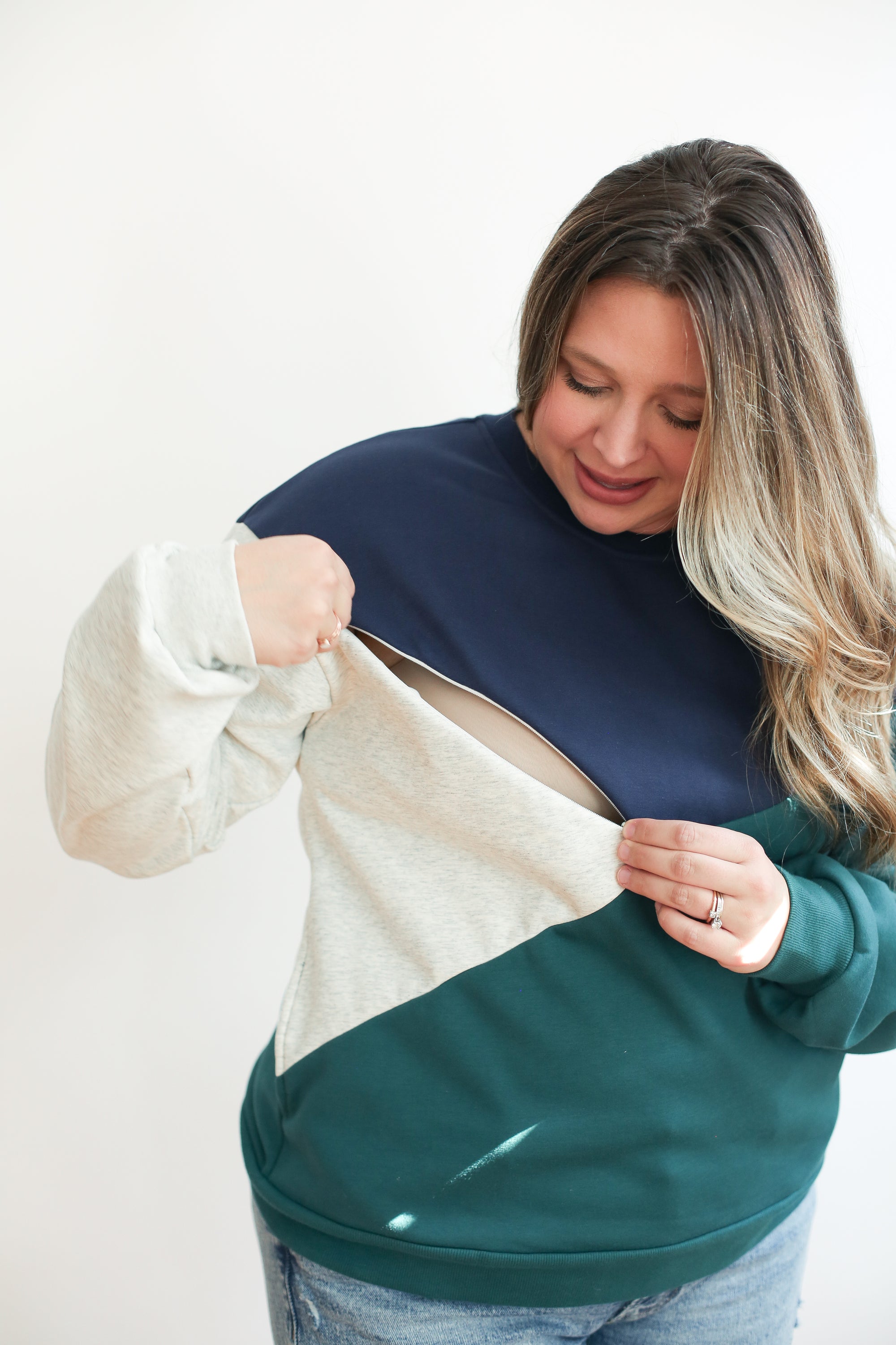 Velour Interior Diagonal Zip Breastfeeding Sweatshirt