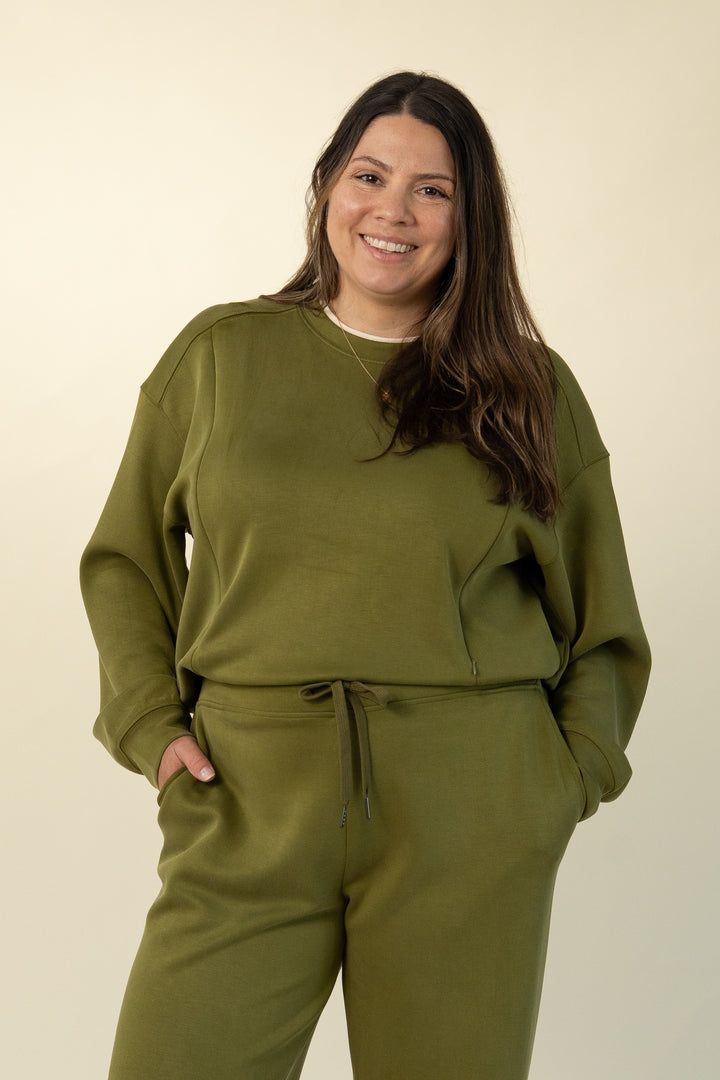 Luxe breastfeeding lounge crewneck in Olive – Movemama