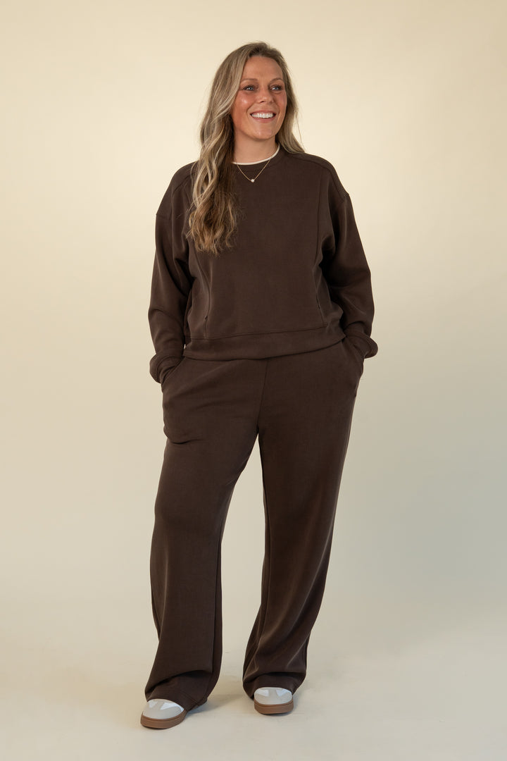 Luxe wide-leg lounge pants in Chocolate – Movemama