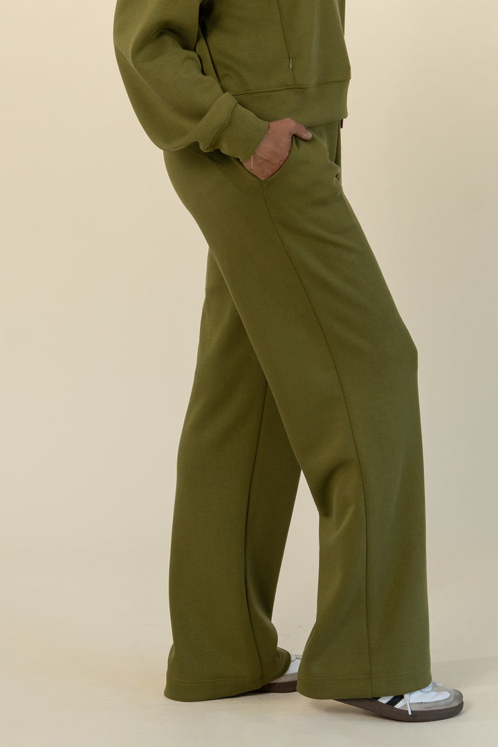 Luxe wide-leg lounge pants in Olive – Movemama