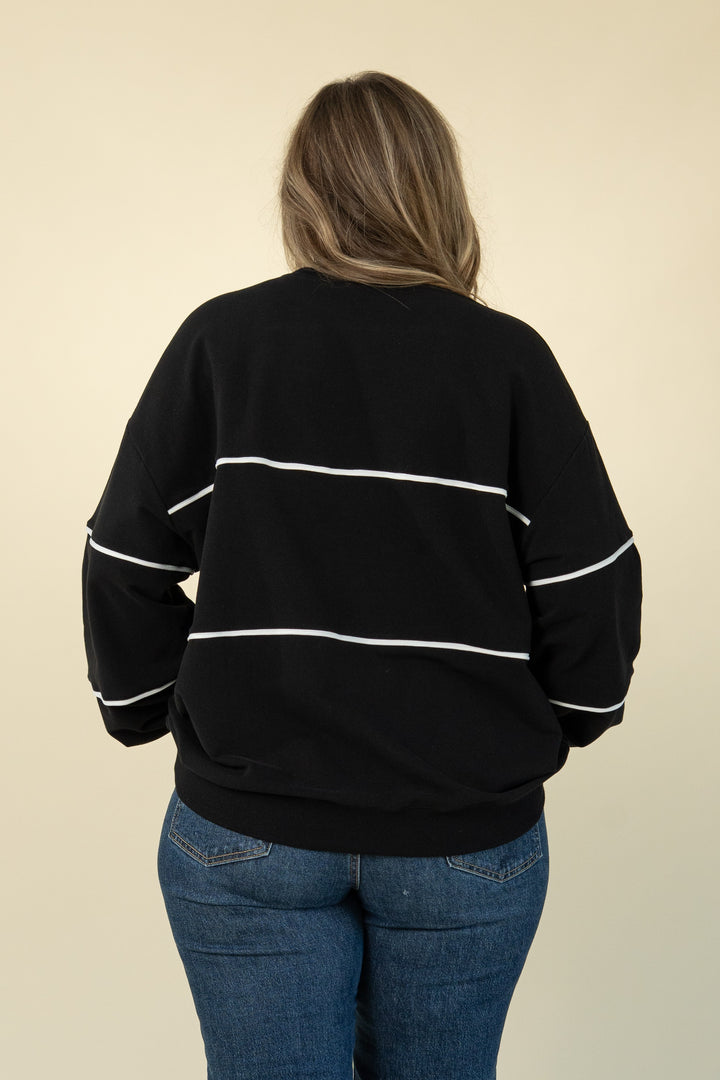 Relaxed-fit invisible-zip breastfeeding sweatshirt with piping in Black – Movemama