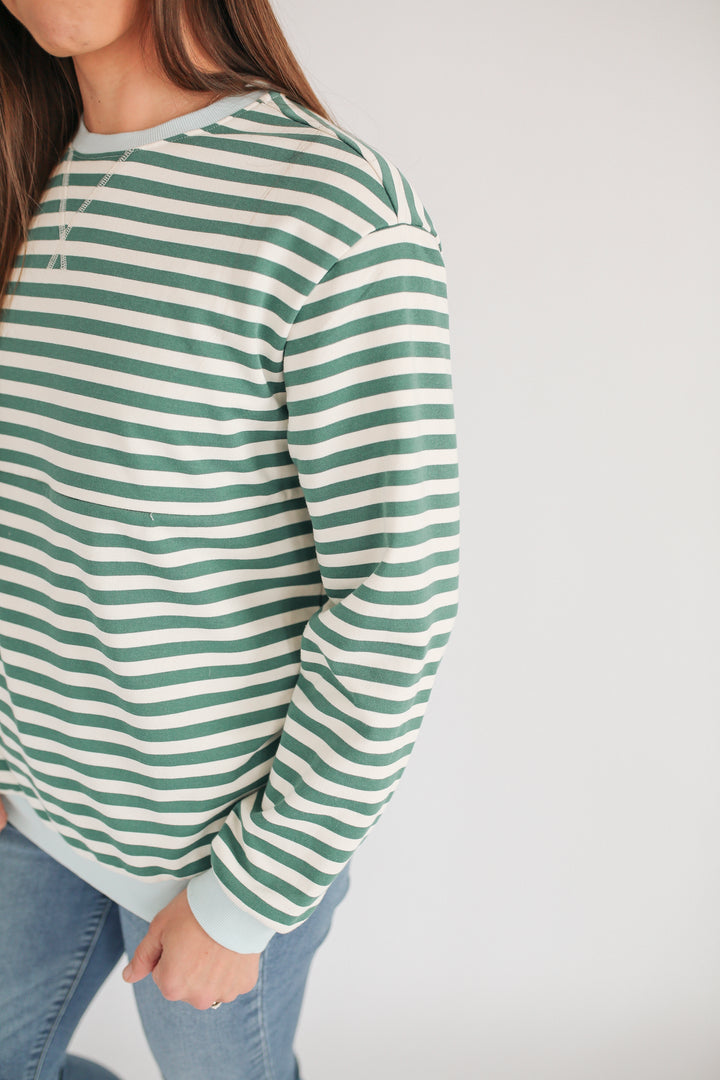 Oversized Fit Freestyle Stripe Breastfeeding Sweatshirt - EXTENDED CHART