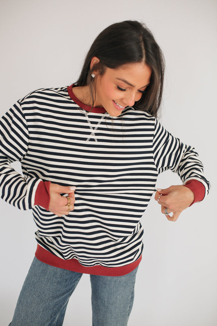 Oversized Fit Freestyle Stripe Breastfeeding Sweatshirt - EXTENDED CHART