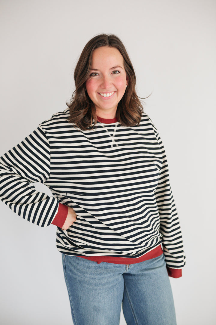 Oversized Fit Freestyle Stripe Breastfeeding Sweatshirt - EXTENDED CHART
