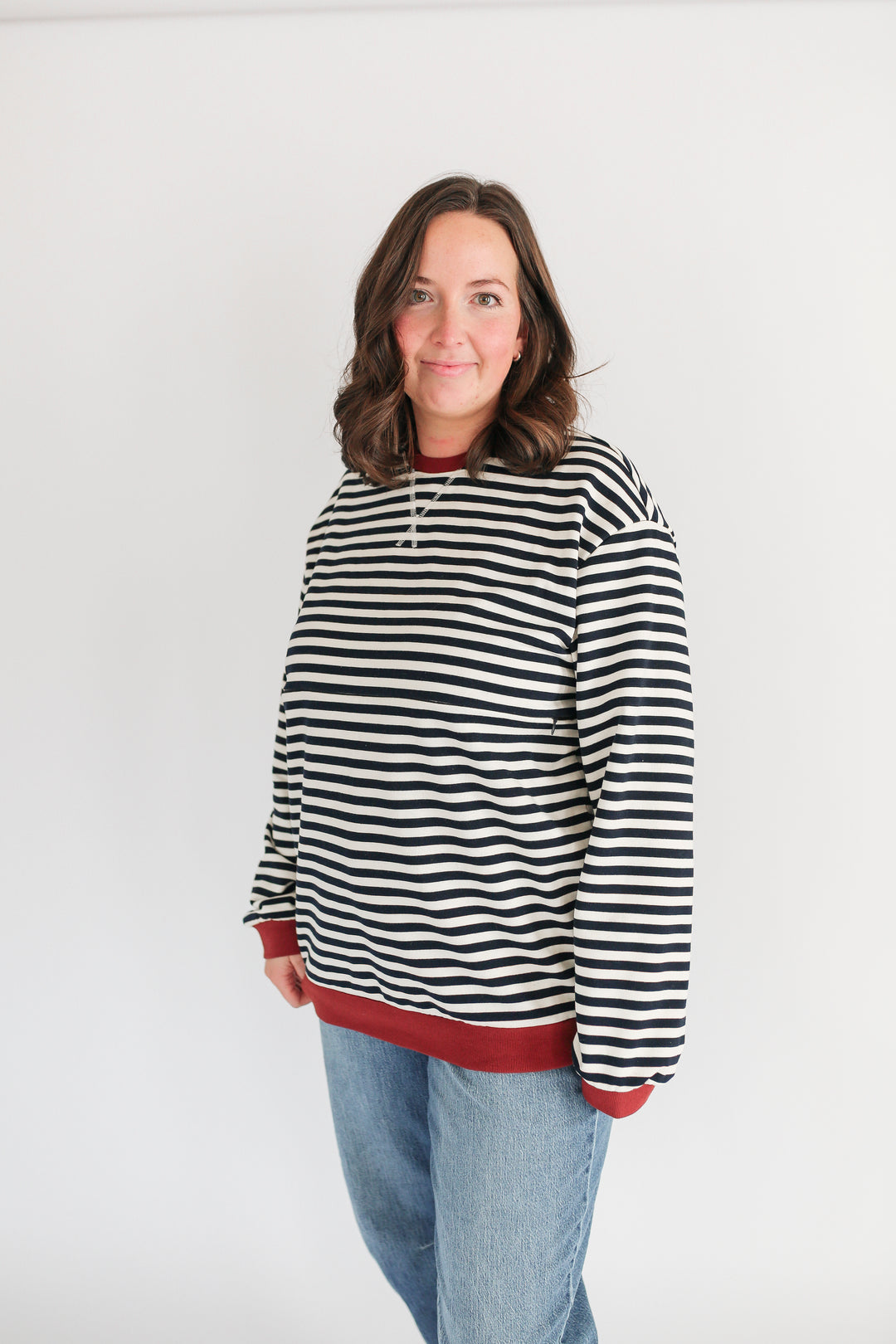 Oversized Fit Freestyle Stripe Breastfeeding Sweatshirt - EXTENDED CHART